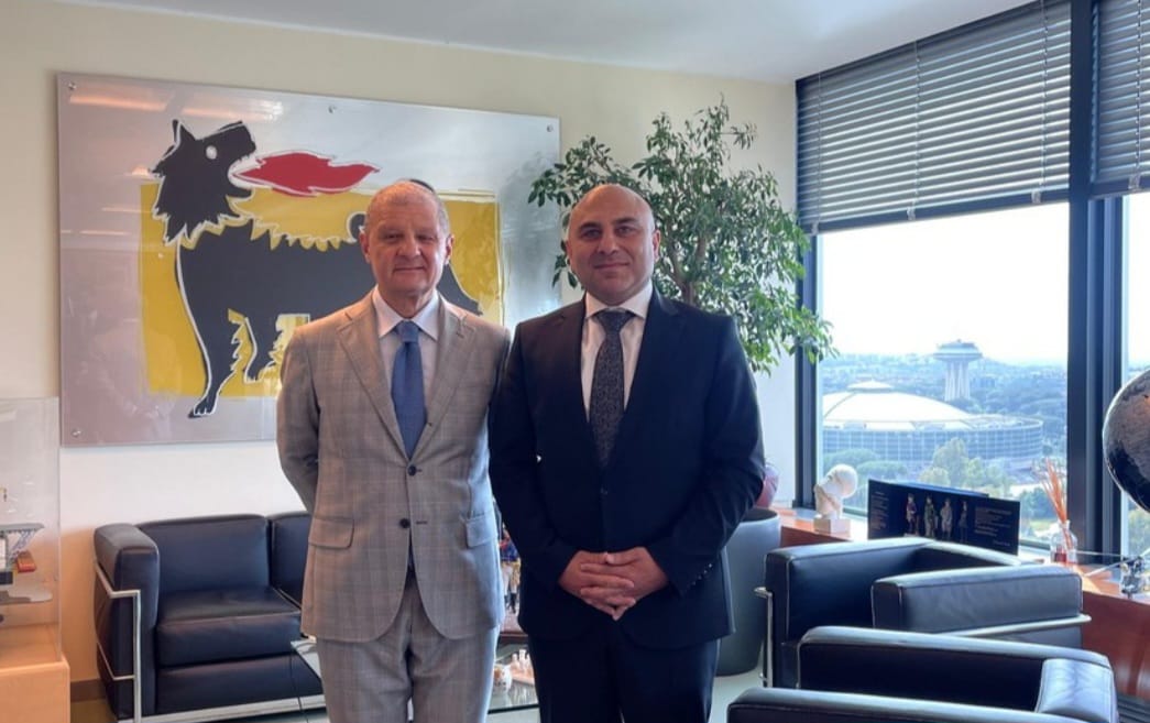 İtaliyanın “Eni” şirkəti və Azərbaycan enerji sahəsində əməkdaşlığı müzakirə edib