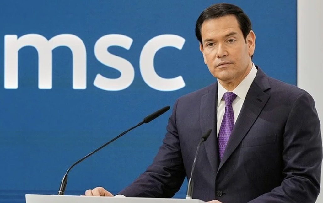 ABŞ dövlət katibi Norveçin Baş naziri ilə Qrenlandiyanı müzakirə edib