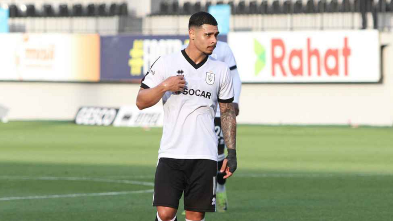 "Neftçi"nin sabiq futbolçusu Özbəkistan klubuna keçib