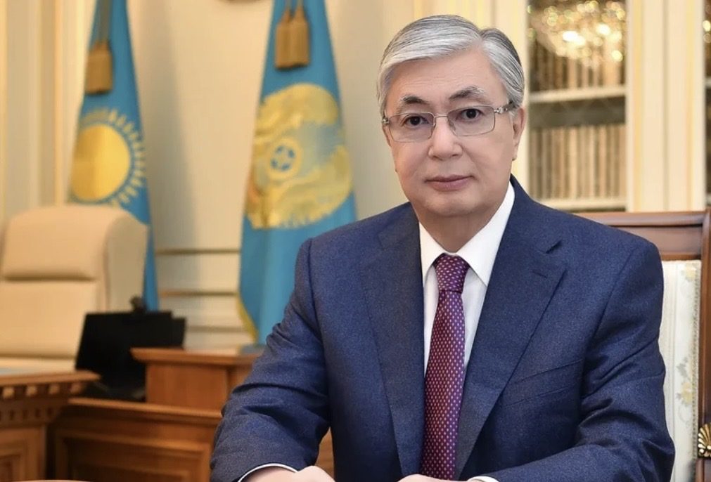 Tokayev Sülh Şurasını real sülh təklifi olan platforma adlandırıb