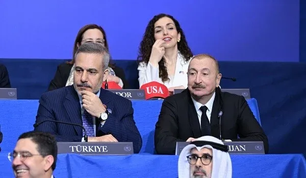 İlham Əliyev Sülh Şurasının ilk iclasında iştirak edib