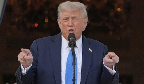 Bütün dünyadan idxala rüsum tətbiq edəcəm - Tramp 