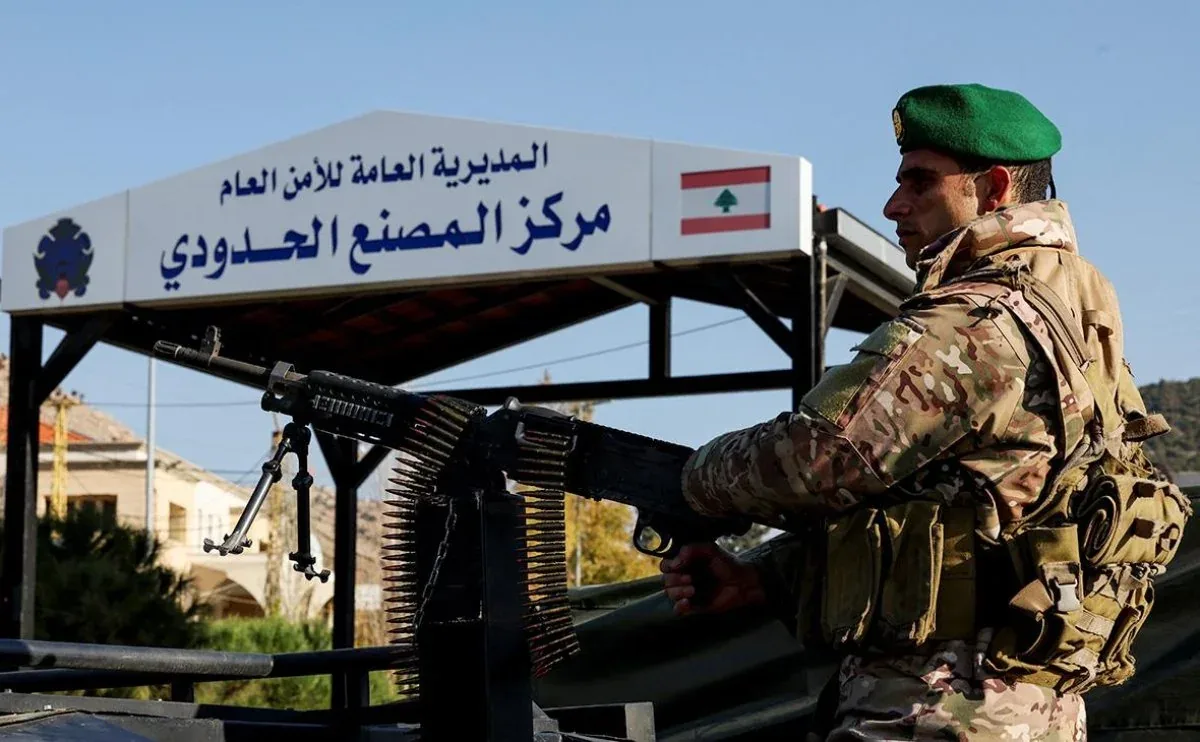 Livan hərb&ccedil;iləri "Hizbullah"ın 12 silahlısını saxlayıb
