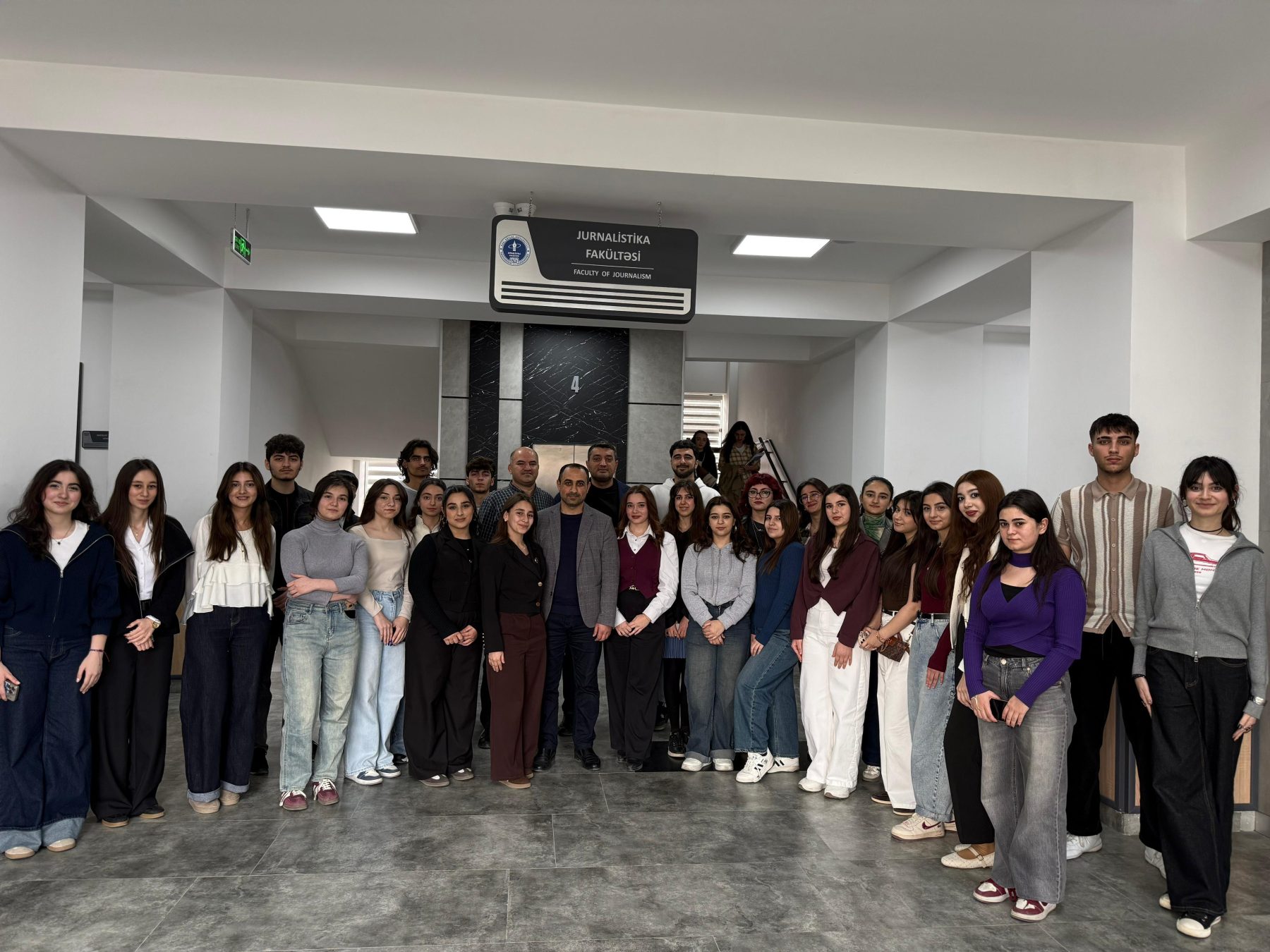 BDU-da idman jurnalisti Gündüz Abbaszadə ilə görüş keçirildi