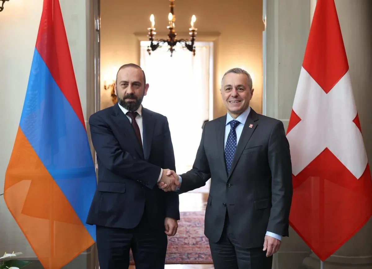 Mirzoyan isve&ccedil;rəli həmkarı ilə Yaxın Şərqi m&uuml;zakirə ediblər
