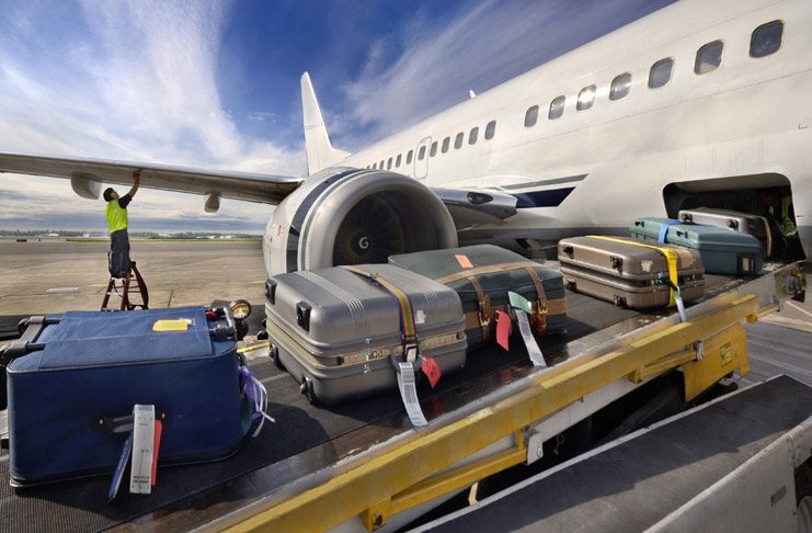 Aeroportda itən baqaj: Sərnişinlər nə etməlidir?
