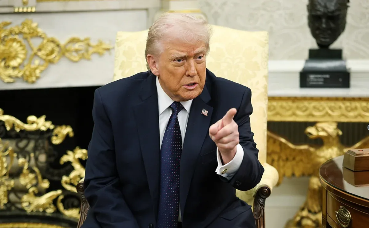 Tramp İranı H&ouml;rm&uuml;z boğazından istifadəyə g&ouml;rə &ouml;dəniş almamağa &ccedil;ağırıb
