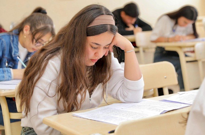 9-cu sinif imtahanı necə ke&ccedil;di? - Şagirdlər danışdı, nəticə tarixi a&ccedil;ıqlandı
