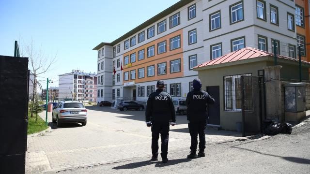 Məktəblərdə yeni təhlükəsizlik dövrü: Çoxqatlı “qoruma qalxanı” tətbiq olunur 