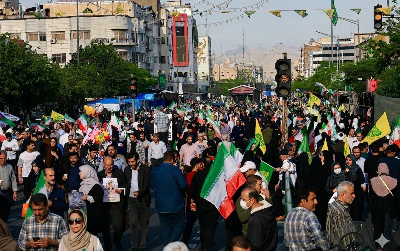 Tehranda Xameneiyə dəstək yürüşü keçirildi 