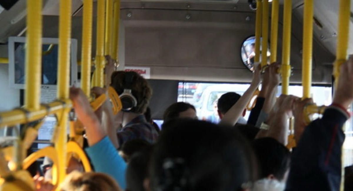 Avtobuslarda yüksək səslə danışan şəxslər cərimələnə bilərmi?