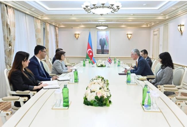 Parlamentlərarası dialoq iqtisadi nəticə verirmi?