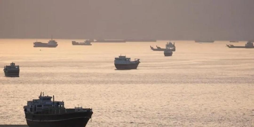 ABŞ hərbi gəmisinin Hörmüz boğazına daxil olmasının qarşısı alınıb
