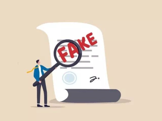 “Bir profil, min maska”-saxta hesablar həyatı necə dəyişir?