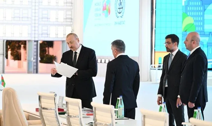 Prezident WUF13 ilə bağlı görülən işlərlə tanış olub