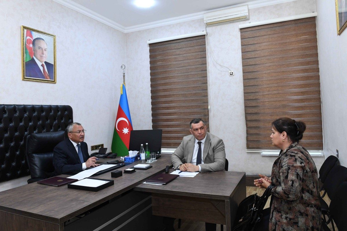 D&ouml;vlət Komitəsində vətəndaşların n&ouml;vbəti qəbulu ke&ccedil;irilib
