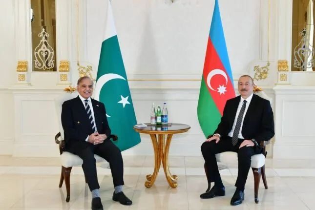 Azərbaycan və Pakistan liderləri qlobal gündəmi müzakirə edib