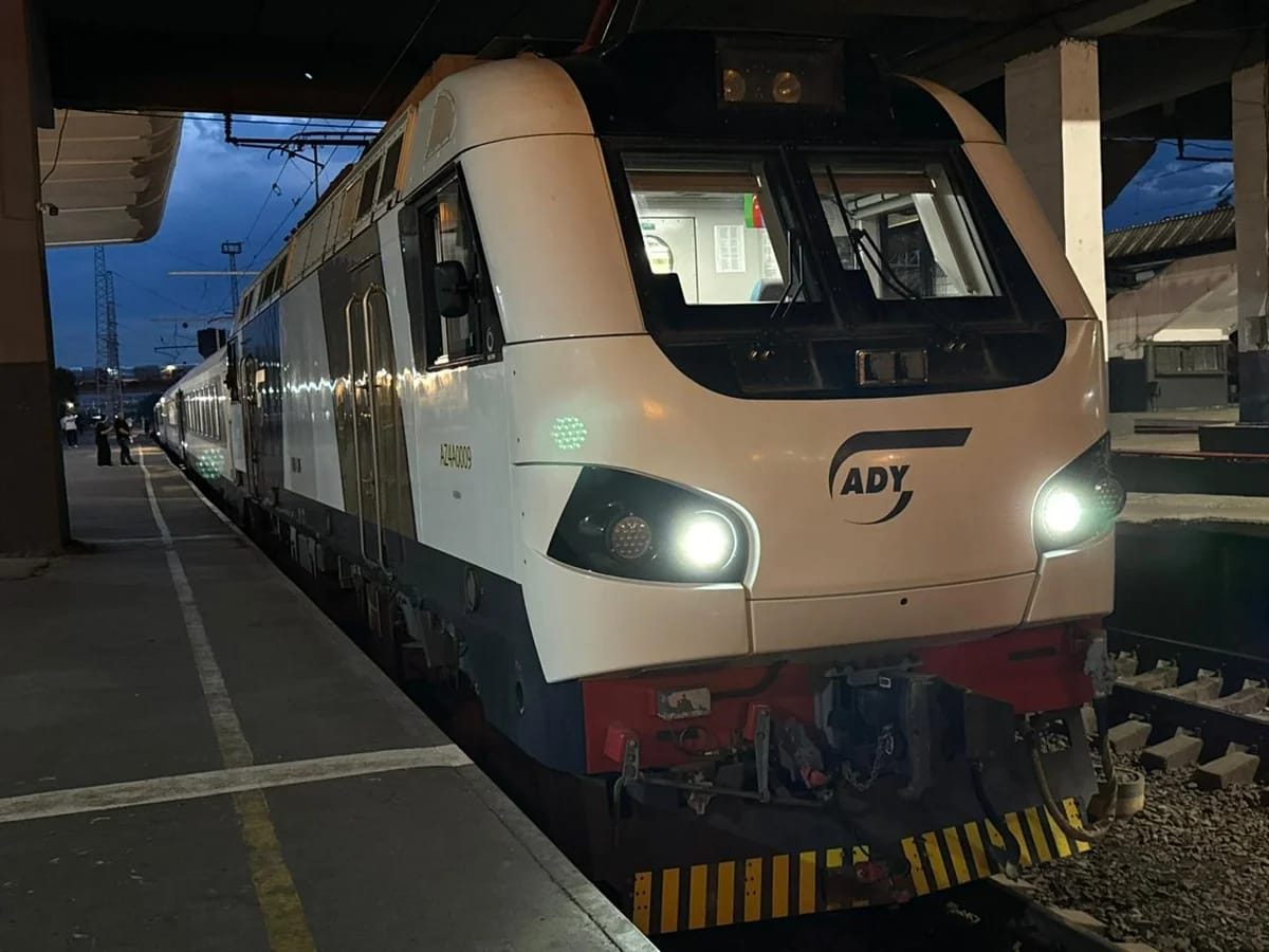 Bakı-Tbilisi-Bakı sərnişin qatarı yenidən relslərdə: regional əlaqələr güclənir