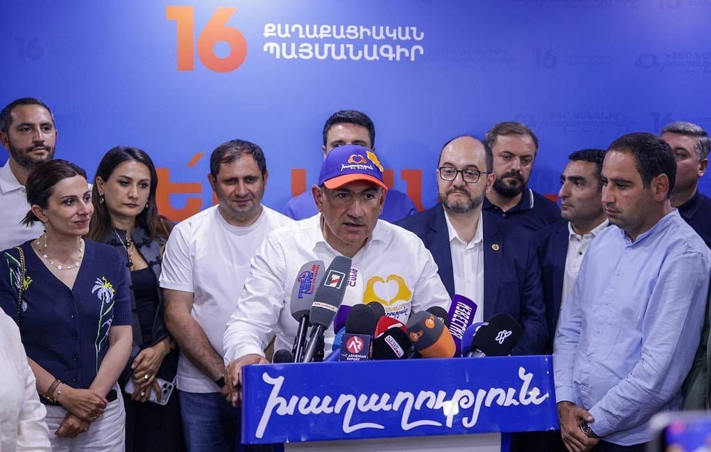 Paşinyanın partiyası h&ouml;kuməti m&uuml;stəqil formalaşdırmaq h&uuml;ququ qazanıb: Ermənistan se&ccedil;kilərinin nəticələri
