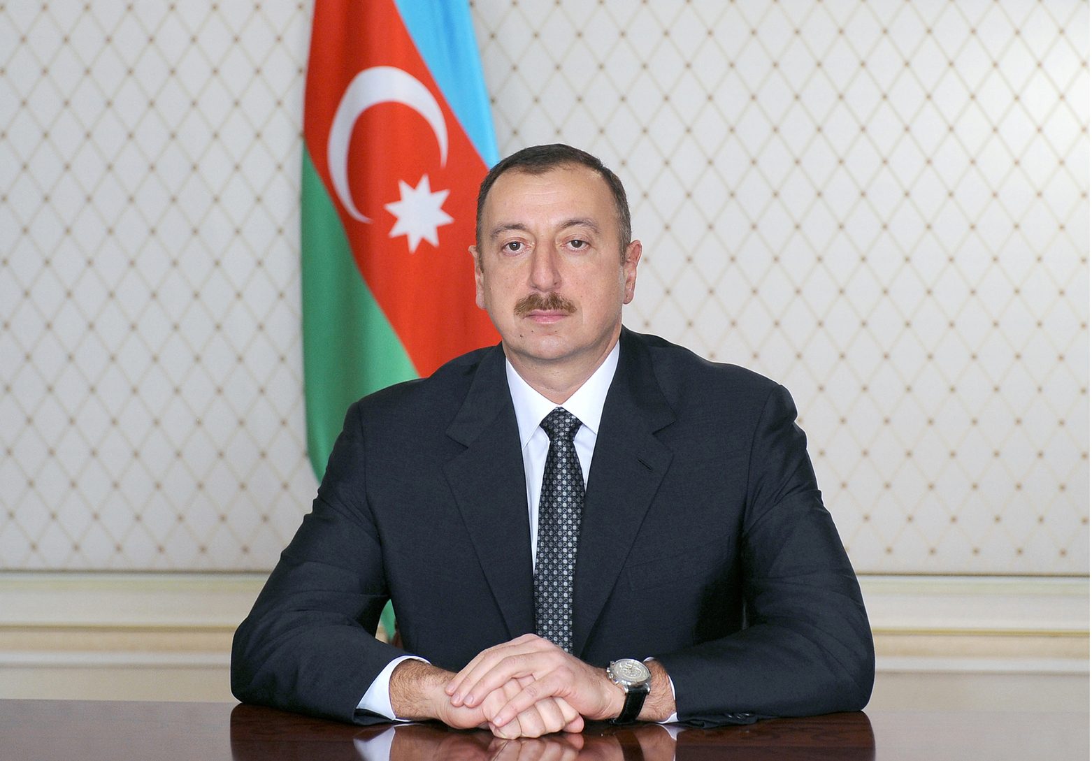 Prezident İlham Əliyev Kral III Çarlzı təbrik edib