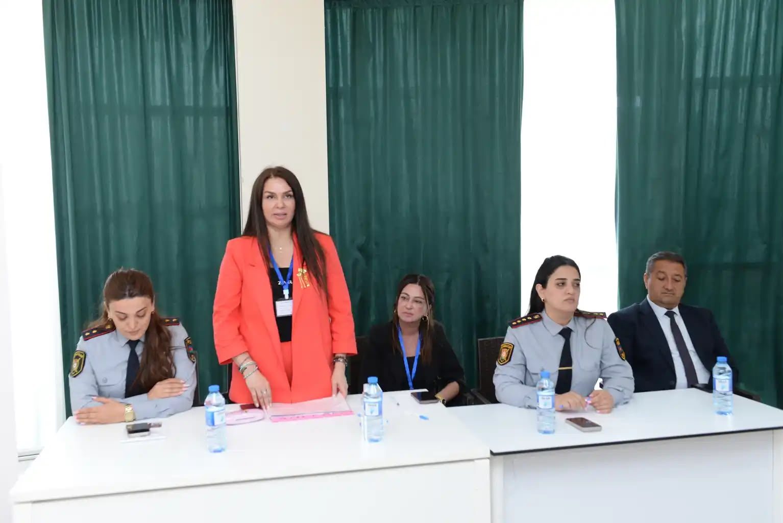 SUMQAYIT ŞƏHƏRİNDƏ XÜSUSİ QAYĞIYA EHTİYACI OLAN UŞAQLARIN VALİDEYNLƏRİ ÜÇÜN MAARİFLƏNDİRMƏ TƏLİMİ KEÇİRİLDİ