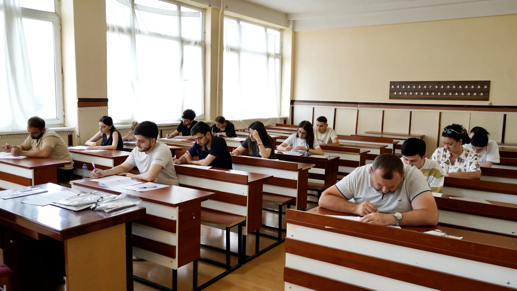 Doktoranturaya qəbul olmaq istəyənlər imtahana buraxılış vərəqəsini çap edə bilərlər