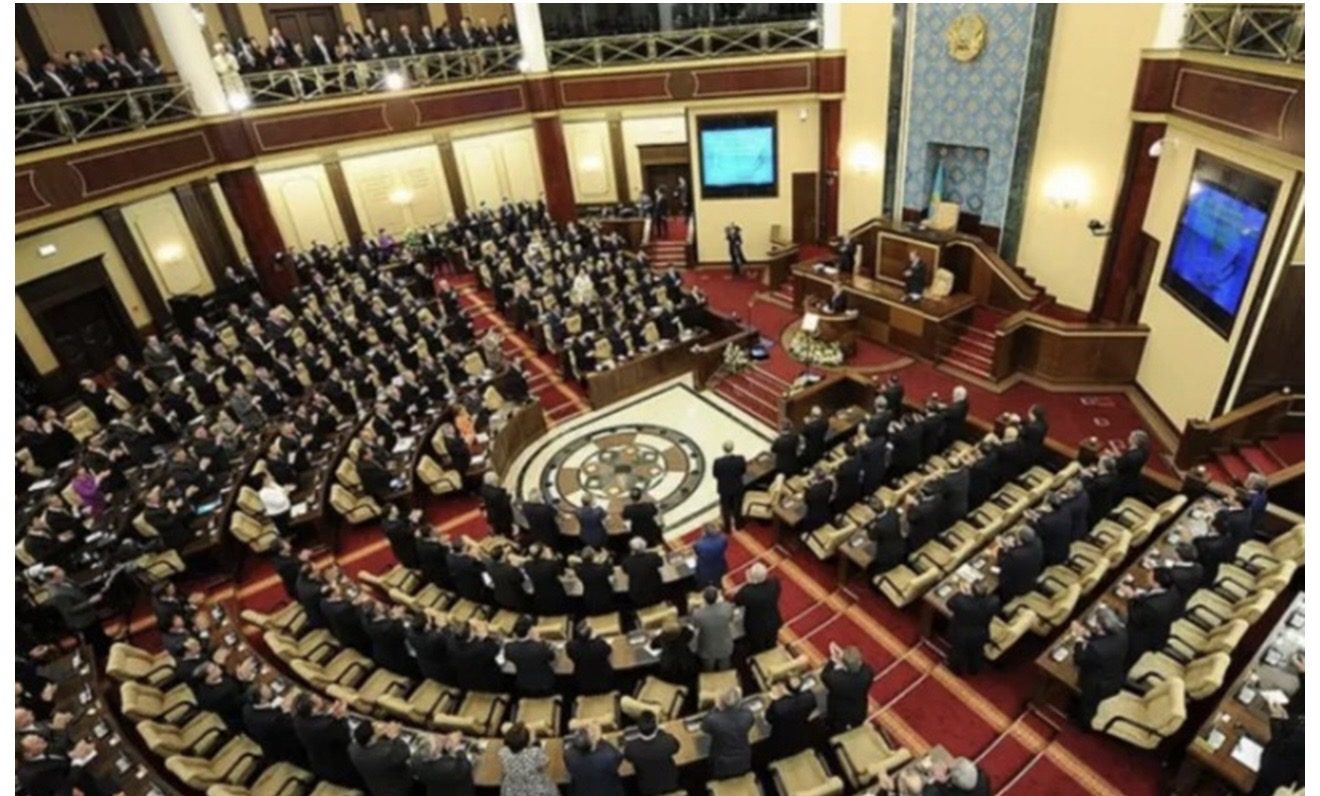 Qazaxıstan parlamentinə seçkilər bu tarixdə keçiriləcək