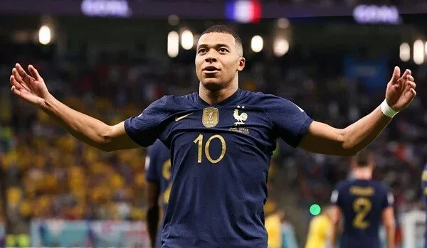 Mbappe yeni rekorda imza atıb