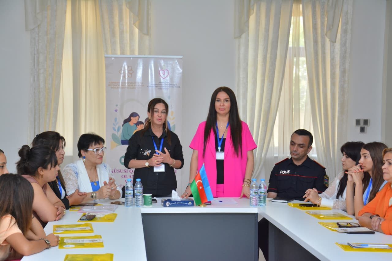 Salyanda xüsusi qayğıya ehtiyacı olan uşaqların valideynləri ilə maarifləndirici görüş keçirildi