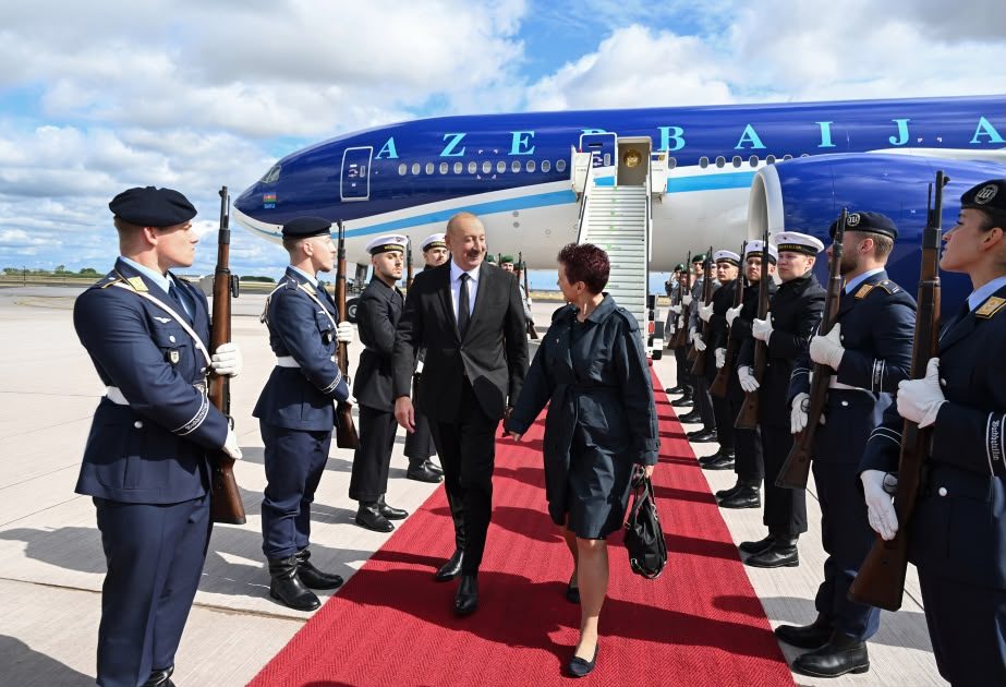 Prezident İlham Əliyev Almaniyada rəsmi səfərdədir