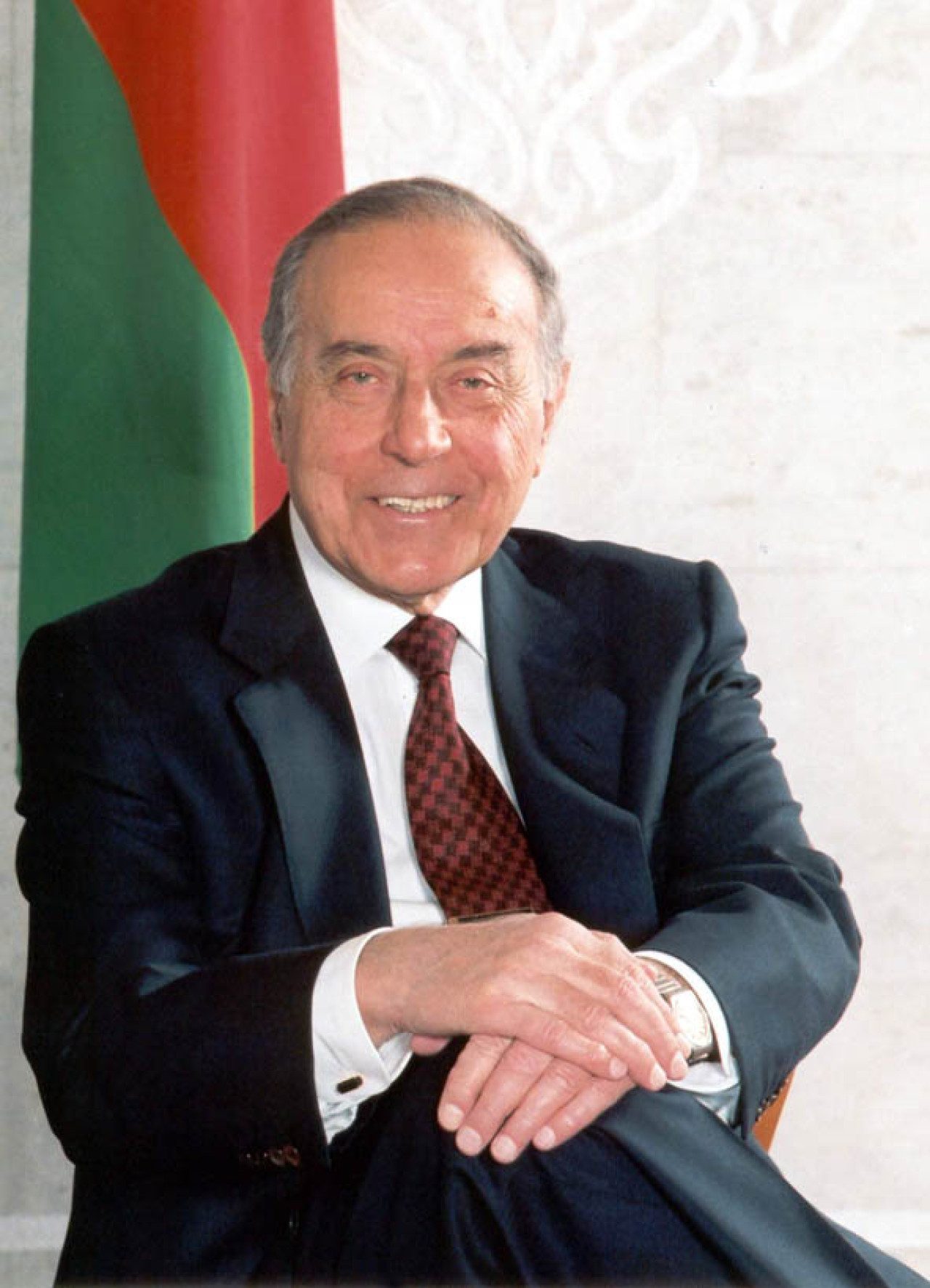 Zamanın sahib lideri: &uuml;rəklərdə yaşayan &ouml;m&uuml;r
