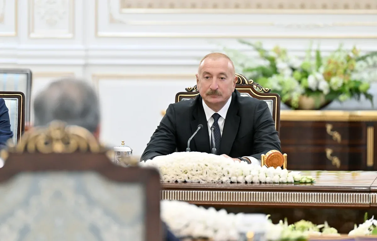 İlham Əliyev &Ouml;zbəkistan Prezidentinin Qarabağa investisiyaların cəlb edilməsində x&uuml;susi rolunu qeyd edib
