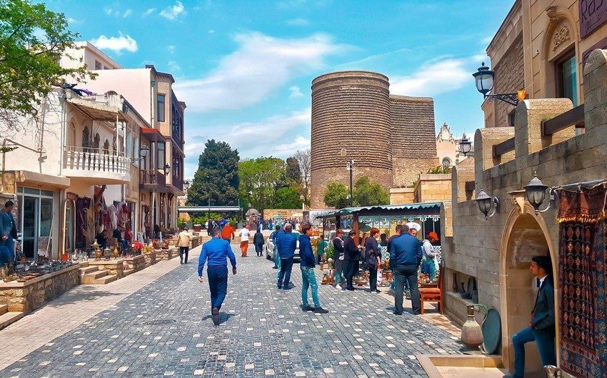 Bakıya turist axını artır
