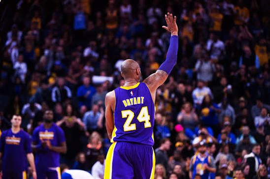 Kobe Bryant: Basketbolu dəyişən əfsanənin hekayəsi