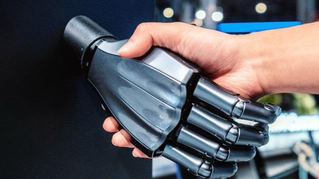 S&uuml;ni intellekt haqqında qanun layihəsinə &ccedil;ağırış
