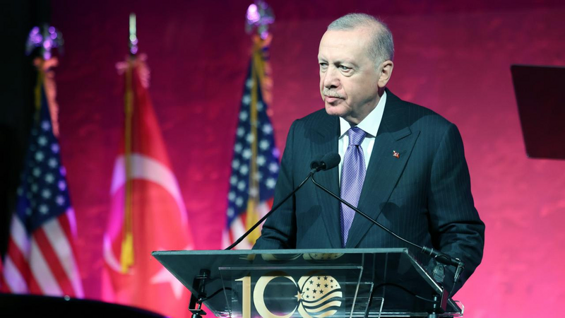 Ərdoğandan Trampa mesaj: Türkiyəyə qarşı belə maneələr olmamalı idi