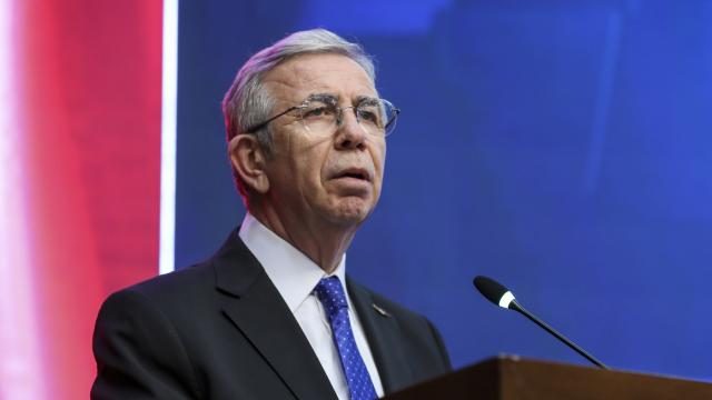 Mənsur Yavaş CHP-dən istefa verib 