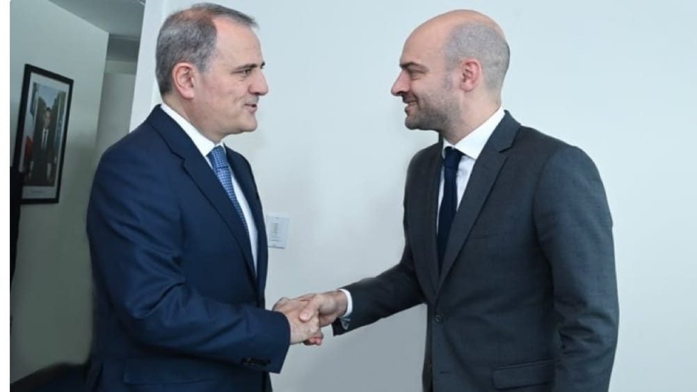 Ceyhun Bayramov Fransanın XİN rəhbəri ilə görüşüb