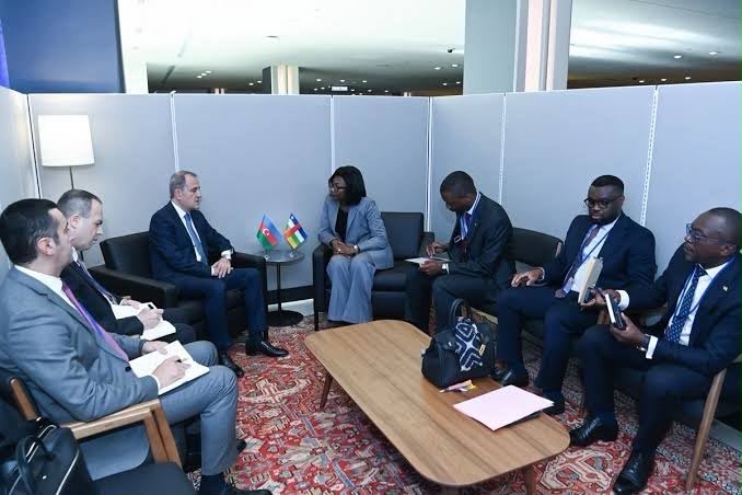 Azərbaycan və Mərkəzi Afrika Respublikası arasında diplomatik əlaqələr - ŞƏRH