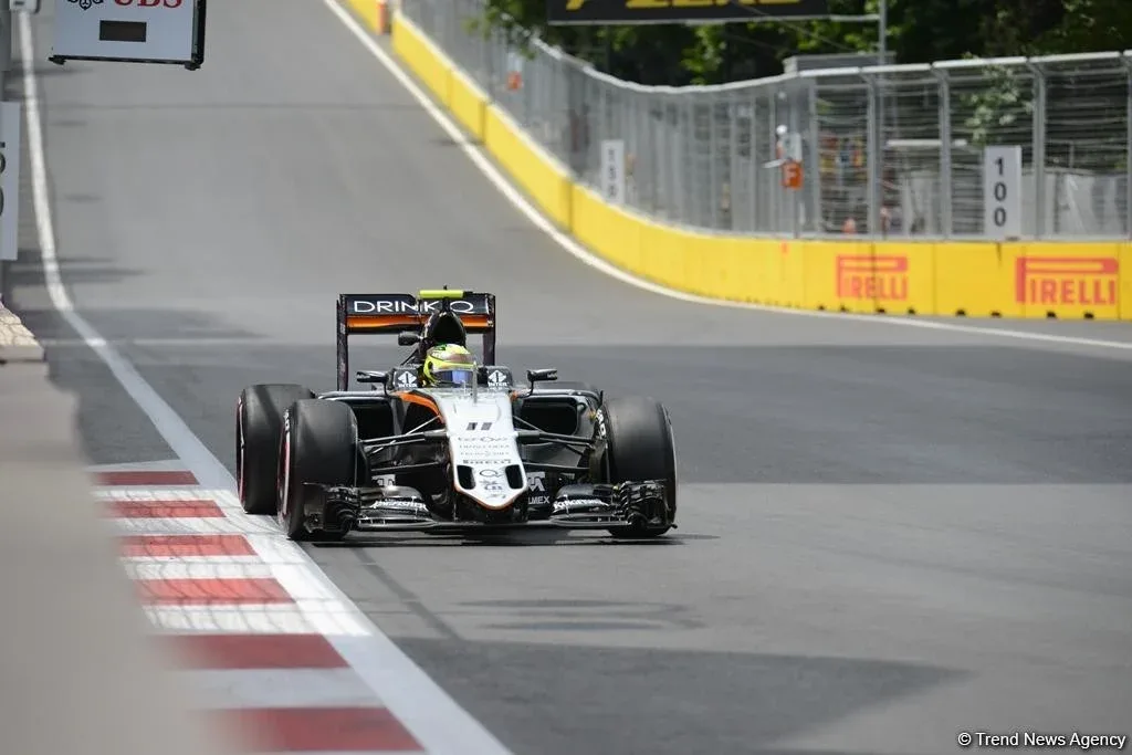 Formula-2: birinci əsas yarışa start verilib