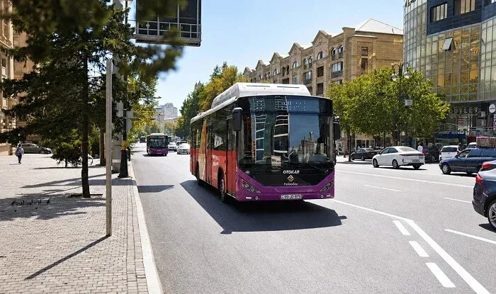 Bakının bu küçələrində hərəkət bərpa olunub