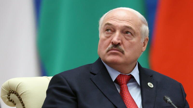 Lukaşenko Belarus Silahlı Qüvvələri Baş Qərargah rəisini dəyişib