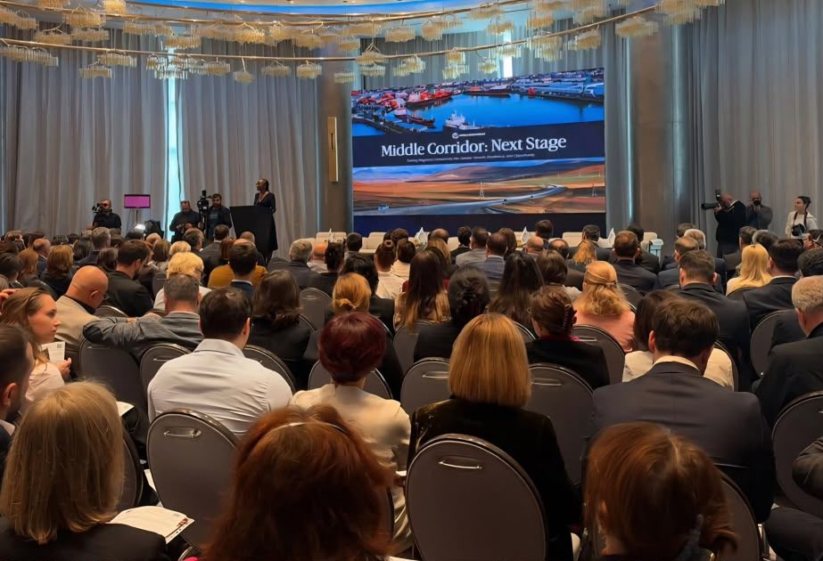 D&uuml;nya Bankının regional forumu: Tbilisidə Orta Dəhlizlə bağlı m&uuml;zakirələr aparılır

