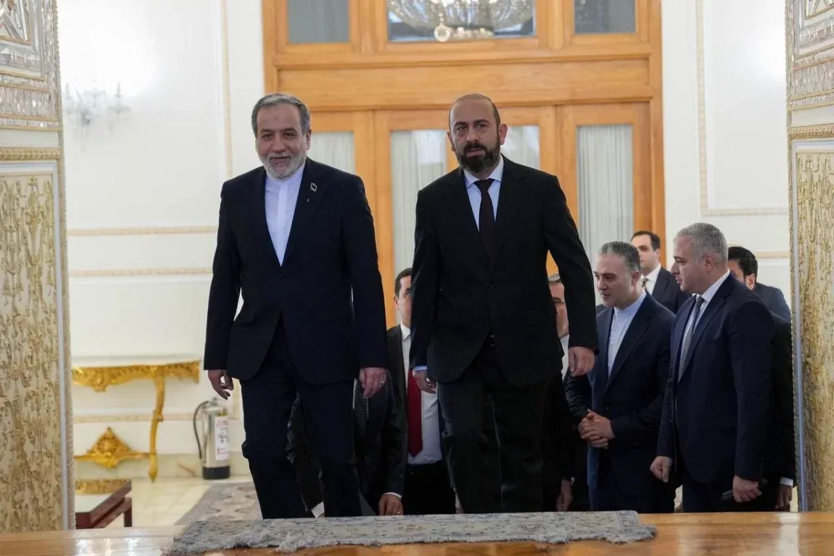Ermənistan və İran XİN rəhbərləri ikitərəfli razılaşmaların icrasını müzakirə ediblər