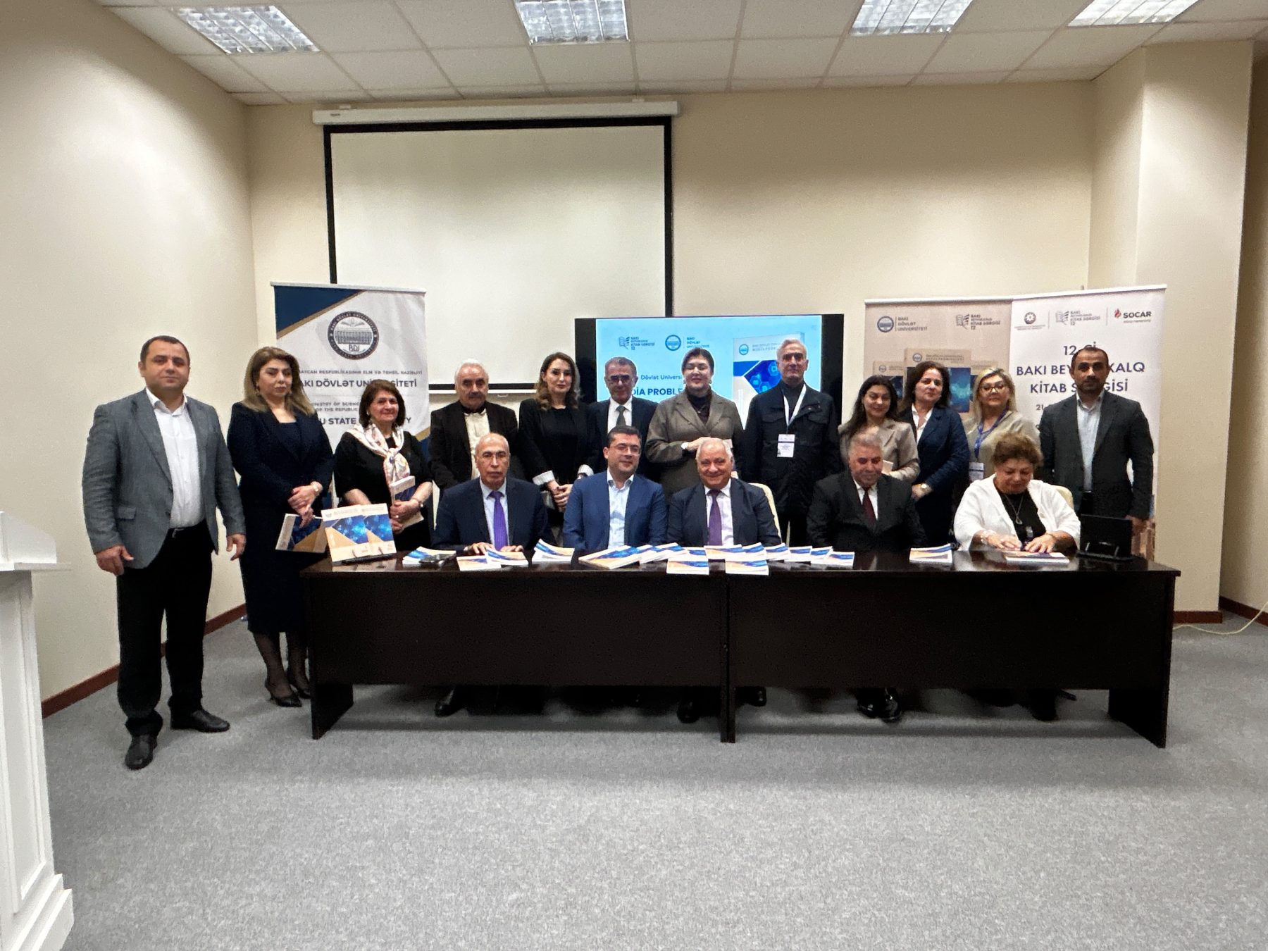 XII Bakı Beynəlxalq Kitab Sərgisində BDU-nun "Media problemləri" jurnalı təqdim olunub