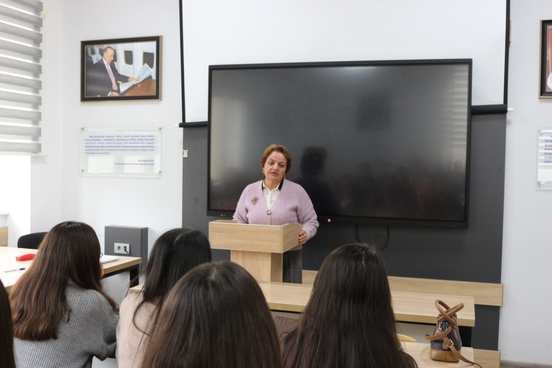 &ldquo; &lsquo;A&ccedil;ıq s&ouml;z&rsquo; qəzetində Məmməd Əmin Rəsulzadənin publisistikasında d&ouml;vlət&ccedil;iliyin təbliği&rdquo; a&ccedil;ıq dərsi
