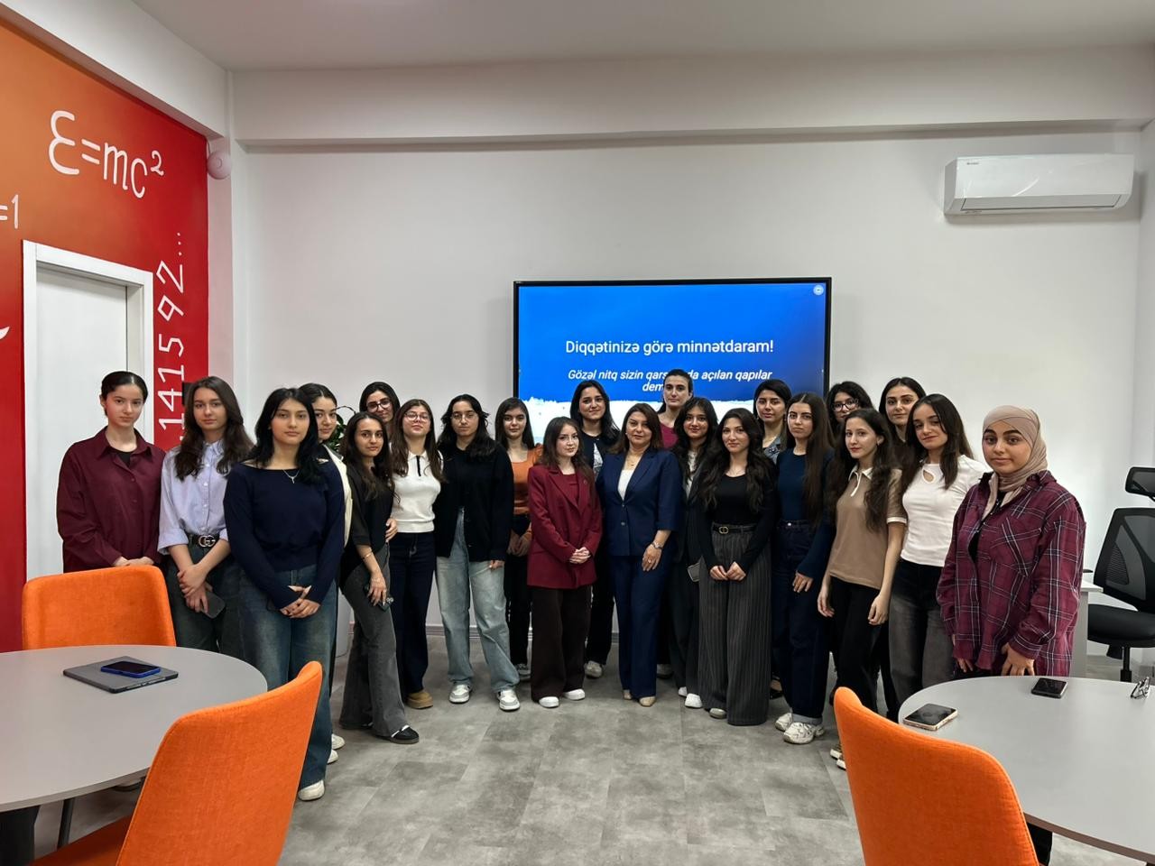 “Ana dilinə bağlılıq insanın şəxsiyyət kimi formalaşmasında mühüm rol oynayır”- Xatirə Hüseynova